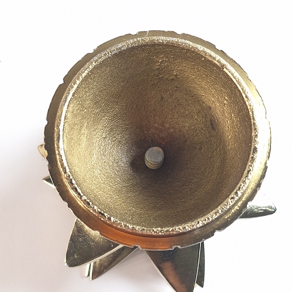 Vintage brass pineapple trinket or jewelry box candle holder lidded and footed p - Picture 6 of 8